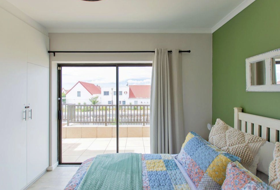 2 Bedroom Property for Sale in Helios Place Western Cape